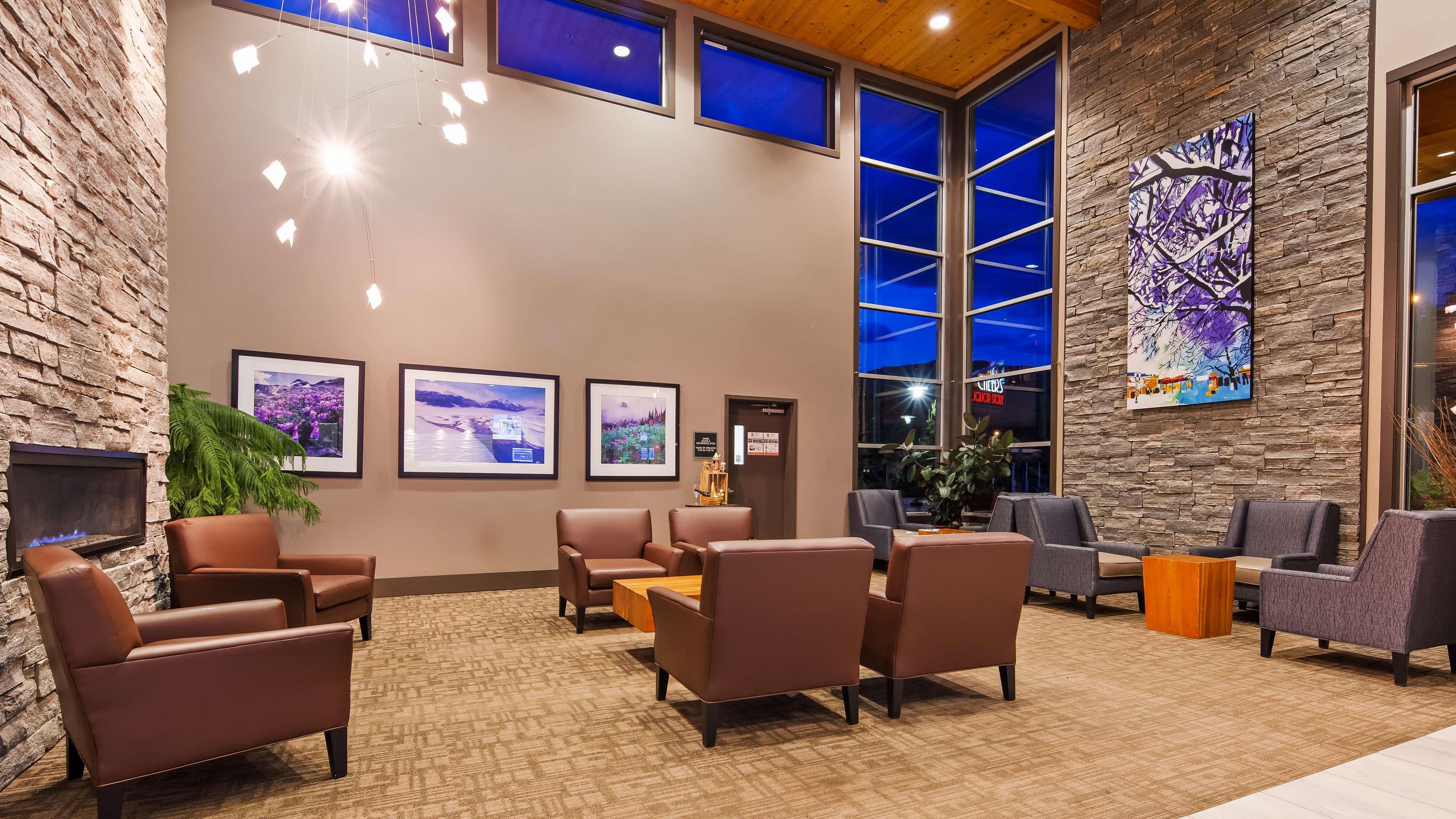 Best Western Plus Revelstoke Eksteriør billede